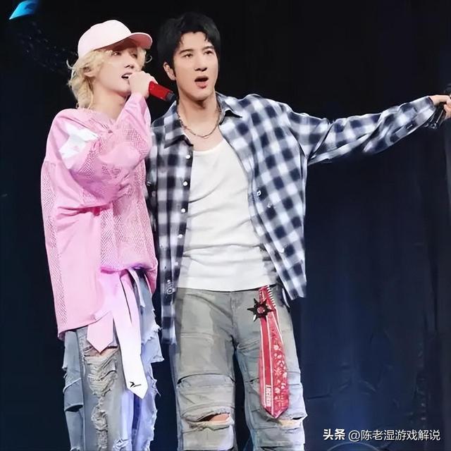 分手传闻仅4月，女友关晓彤高调官宣喜讯，鹿晗终于可以放心了