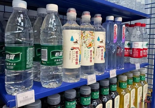 潜伏中国30年，年收1653亿，农夫山泉竟被日本饮料甩在身后