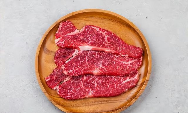 买牛肉时，内行人专挑这4个部位，全是牛肉精华	，牛肉贩不敢骗你