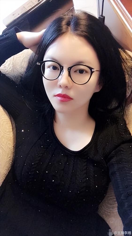 释永信被带走24天，李湘终于回应，语气无奈：希望不要再散布谣言