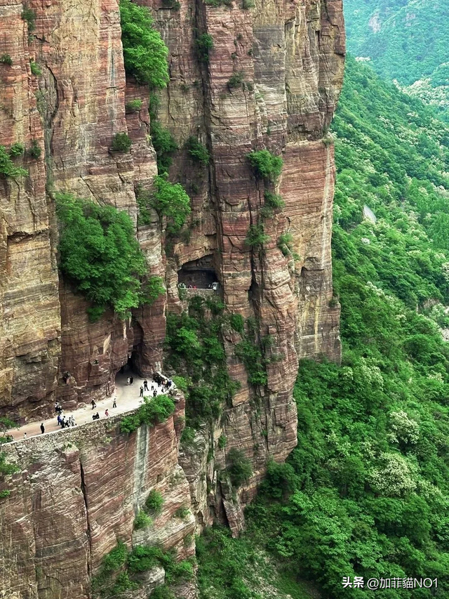 山西与河南交界有座城，山上是山西 山下是河南，去过的人无不惊叹