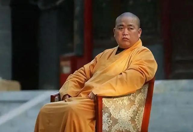 被抓不到2个月，释永信祸水再起，倒霉的几个女人只是冰山一角