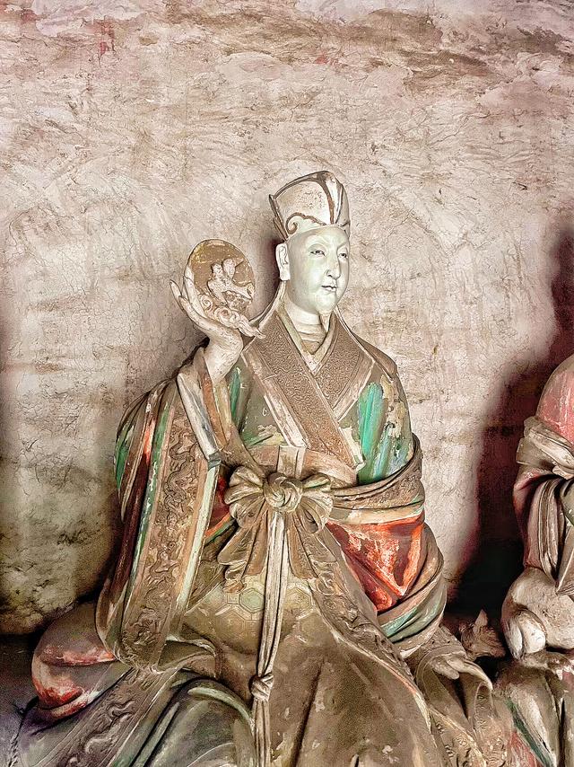 山西彩塑巡游，独一无二的孤品彩绘佛像，只有在山西还能看到