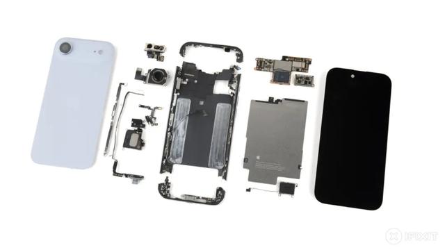 iPhone Air 拆解，极致轻薄的Air，维修分可以拿7分。