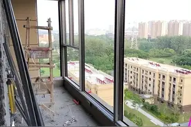 封阳台玻璃怎么选？3招识破商家套路：加胶中空全是智商税！图片