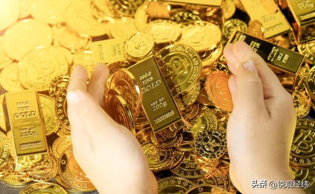 央行13个月连购黄金，明年或涨三成，购金潮将延续