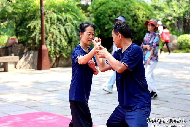 太极拳的“母劲”——掤劲，到底是啥？这样练，慢慢就有了