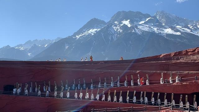 云南10天自由行愁规划？钉钉AI表格出马，路线预算行李全拿捏