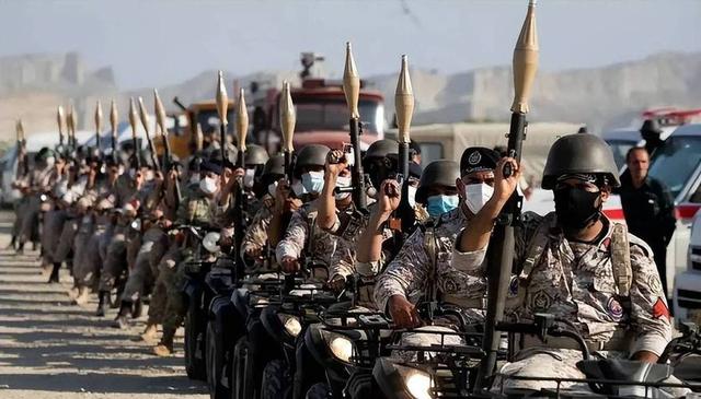 身份大反转！特朗普前安保狙击手，竟是布朗大学枪击凶手