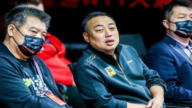 能让郭晶晶、张怡宁做陪衬，自己稳站C位的"年轻人"，果然不简单