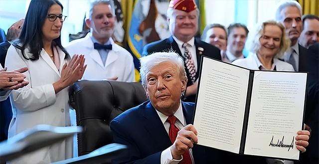 特朗普已做好开战准备？王毅曾警告：中美一旦冲突，结局只有一个