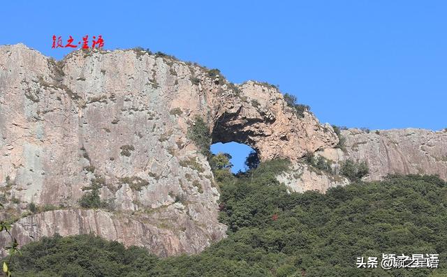 探洞之旅：洞峰奇观，探险揽胜经典线路