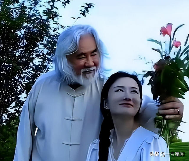 杜星霖不忍了！“老夫少妻”的烦恼，在张纪中身上体现的淋漓尽致