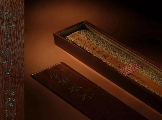 捐赠文物现身拍卖会，起拍价高达8800万，博物院为何不敢说实话？