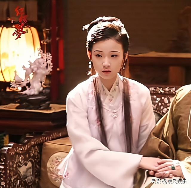 收手吧“资本家的丑孩子”！没有颜值和演技，就别出来霍霍观众了