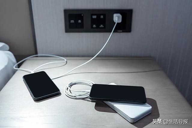 这样充电严重影响手机寿命！警惕！