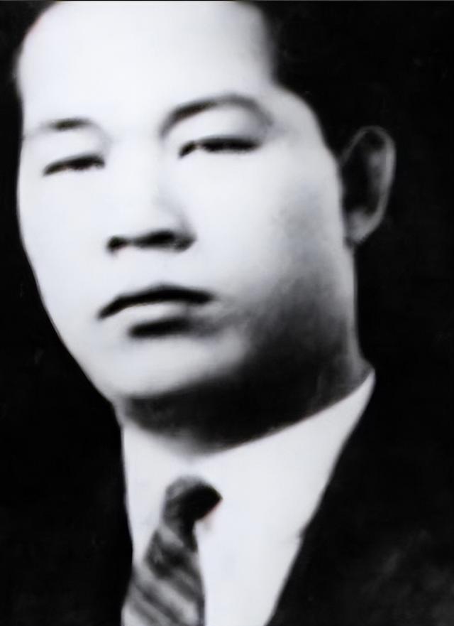 蒋介石临终前告诉蒋经国：我这一生只敬佩一人，畏惧两人!