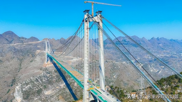 美网友热议：金门大桥被比下去了？外媒盛赞贵州花江峡谷大桥！