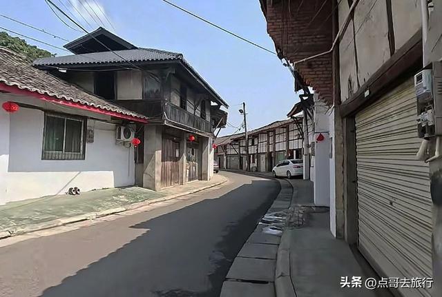 成都被严重低估的古场镇，停留在100年前，地铁公交车直达！
