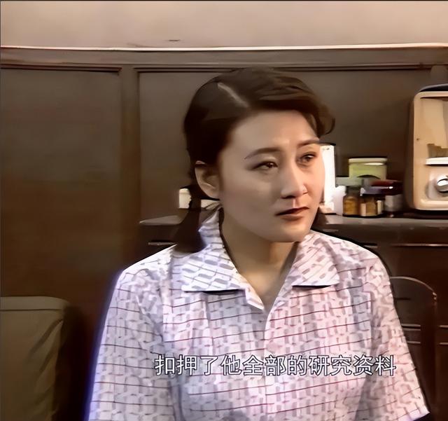 万万没想到，口无遮拦的张凯丽，因阅兵上的一句话，实现口碑逆转