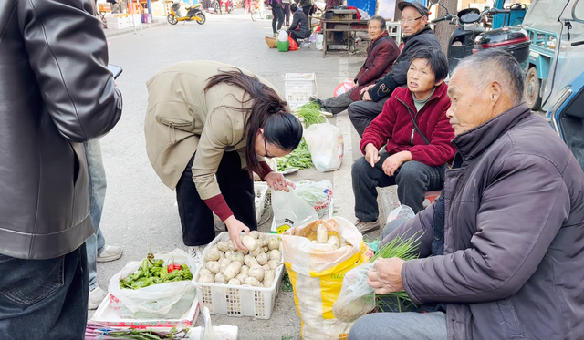 寻味武汉：一站式发掘黄陂宝藏风物，糯米灌肥肠、麦酱与脉地湾