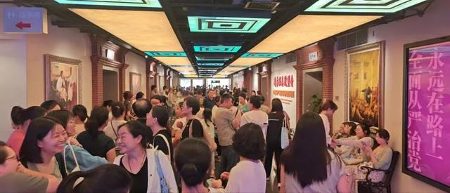 中共四大纪念馆迎来客流高峰，日均观众量屡创新高