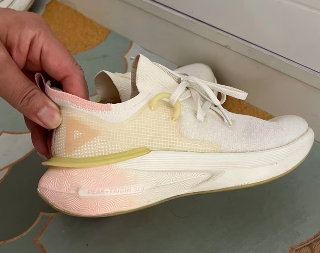 40岁中年女性慢跑半年实录：体重没变，但身体发生了惊人变化！