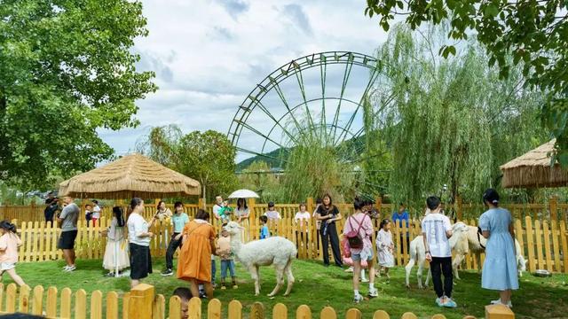 乡游黔中 ·三穗县 颇洞村丨市集炊烟裹住喧嚣，重拾乡野浪漫