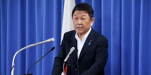 高市早苗刚送走李在明	，中方通告全世界，不会再对日本手软