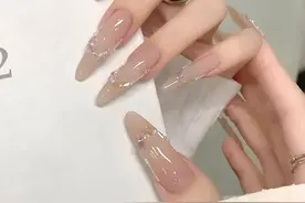 纯欲仙女系列中长甲大集合！一眼就心动~该换美甲啦图片