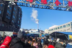 蔬菜也卖不动了？现在遇冷不好卖的3种菜，摊贩：懂行的人太多了图片