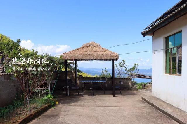 浙江宁波四明湖畔的古村，藏于山岙犹如世外桃源，原乡风情浓郁