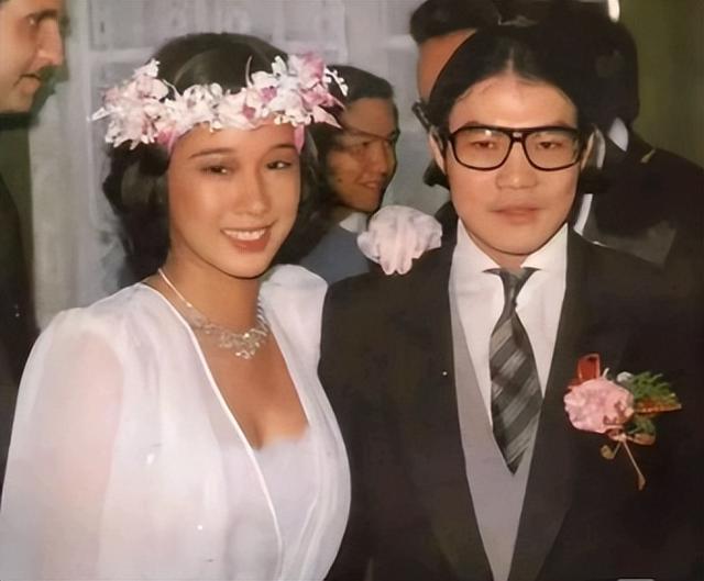 郭晶晶也没想到，79岁公公霍震霆再破天花板，让整个豪门圈沉默了