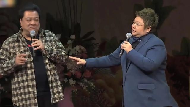 韩红亲爹居然是他?难怪没人敢惹!这身份太惊人了!