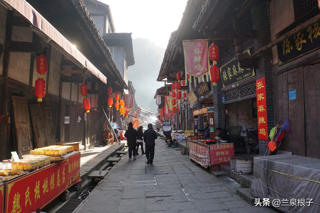 跨域联动探文旅 千人盛宴品非遗——百家旅行社聚焦文县青木川古镇