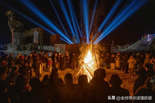 乌伦古湖黄金海岸景区借福海冬捕节分会场东风全力“添柴”冰雪游