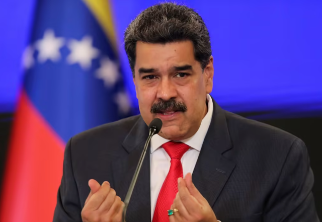 特朗普动真格？禁毒只是幌子，美航母接到特朗普命令驶向委内瑞拉