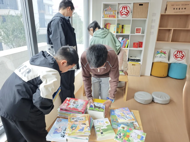 在狮山遇见“书店+” 邂逅城市文化新风景