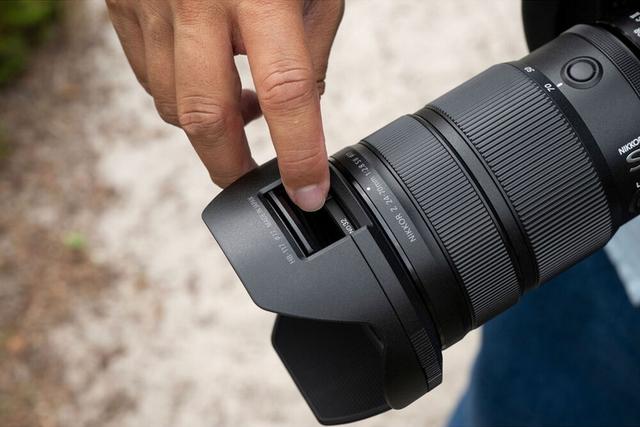 真内变焦，重量最轻！尼康Z 24-70mm f/2.8问鼎新镜皇？
