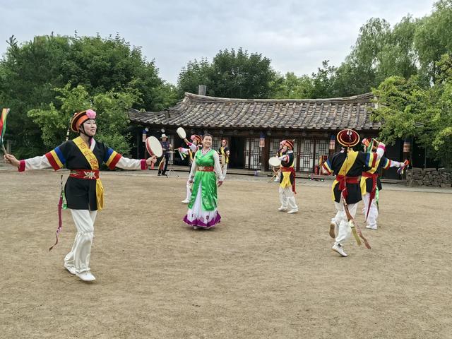图们市百年部落景区一日游