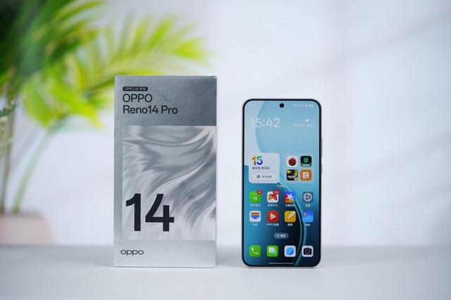 同档无敌，OPPO Reno14卖爆了