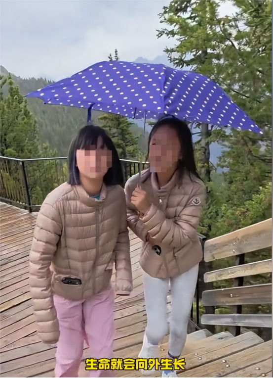 摊事了！央视主持人海外游，带妻女高调炫耀海外生活，被网友骂惨