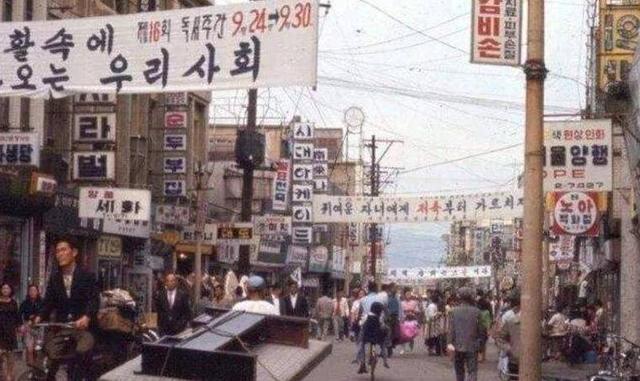 最初来自美军军营，如今成韩国“国民主食”！炸鸡如何征服韩国？