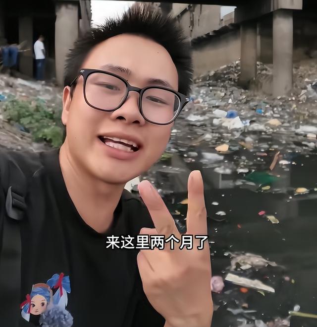 中国小伙在印度干了一杯恒河水，高烧三天全身肿胀，直言千万别喝