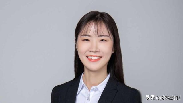 芯片圈炸锅，年轻人破格当教授，中国技术悄悄弯道超车