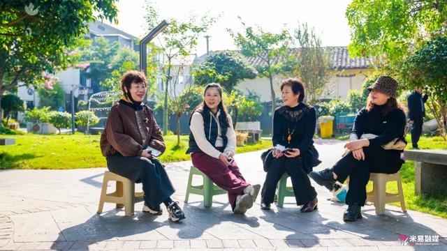 安逸！阳光康养鲜花里