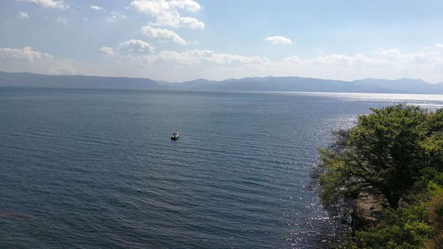 带着孙女去旅行（172）两游云南抚仙湖