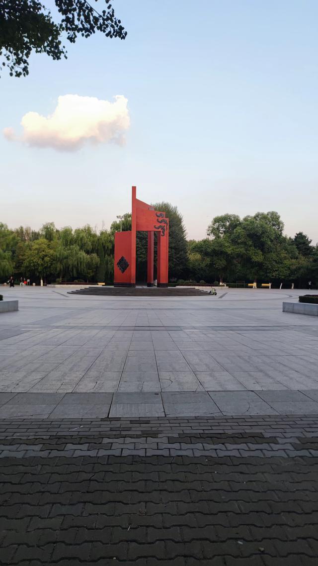 包头公园行（阿尔丁植物园、赛罕塔拉城中草原、奥林匹克公园）