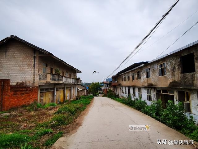 行走自贡：荣县乌老山上的懂政老街