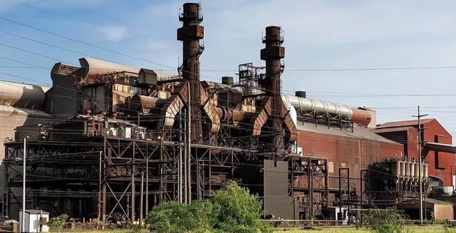 学错时期啦！特朗普带美国重走大清老路，给14亿中国人看了出好戏